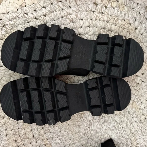 Copenhagen Studios | Black CPH231 vitello leather chunky platform slides sandals - Picture 8 of 10